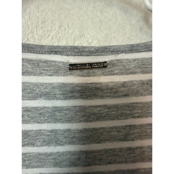 BN #13 Michael Kors Gray & White Striped Short Sleeve T-Shirt - Size M - Picture 4 of 6